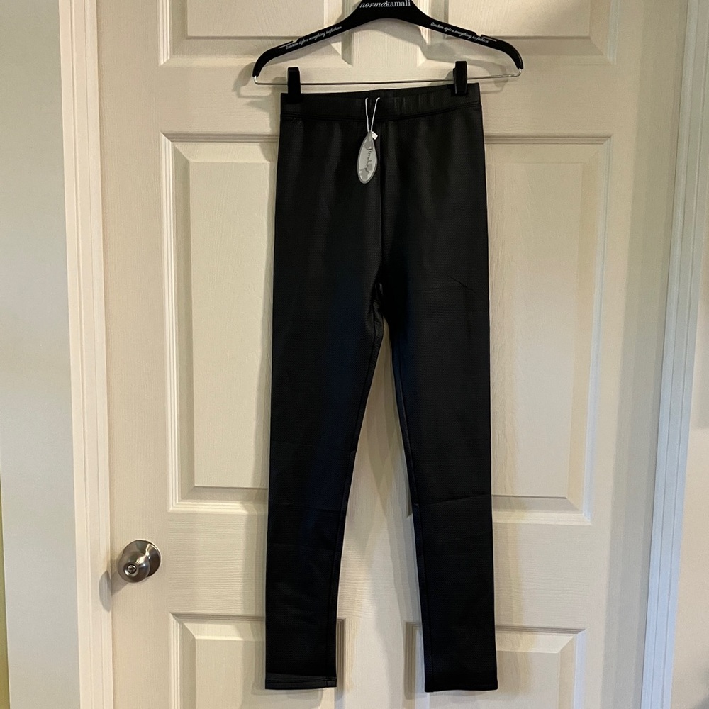 Frenchi Elegant Black Apparel